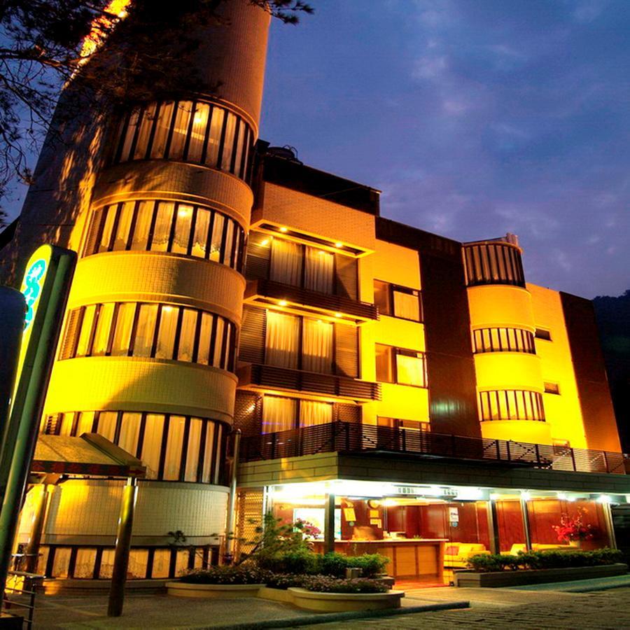 Utopia Holiday Hotel Hòa Bình Ngoại thất bức ảnh