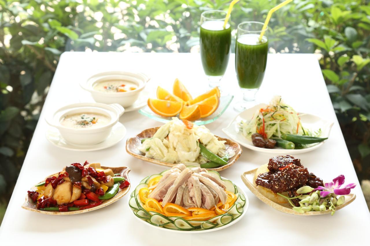 Utopia Holiday Hotel Hòa Bình Ngoại thất bức ảnh